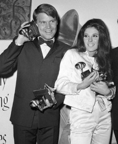 Bobbie Gentry & Glen Campbell - All I Have To Do Is Dream